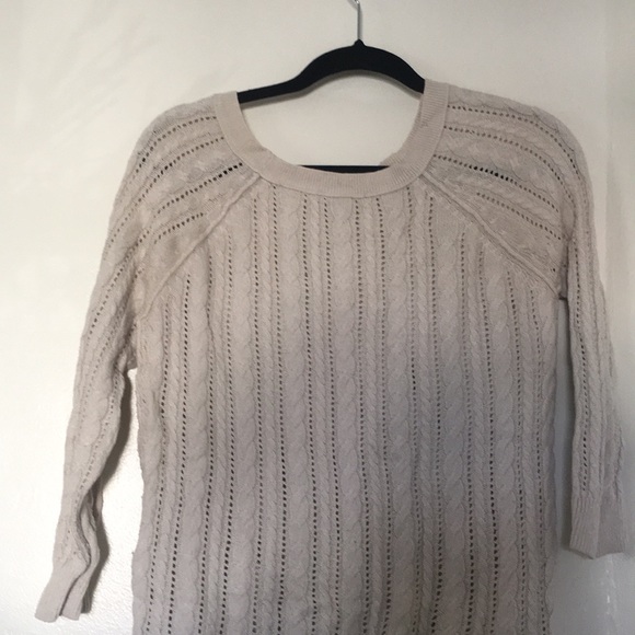 Awesome American Eagle Sweater! - Picture 2 of 3